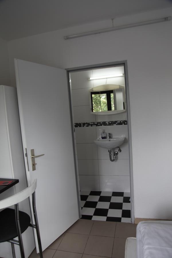 Hotel Moji Koeln Sieversstrasse Kültér fotó