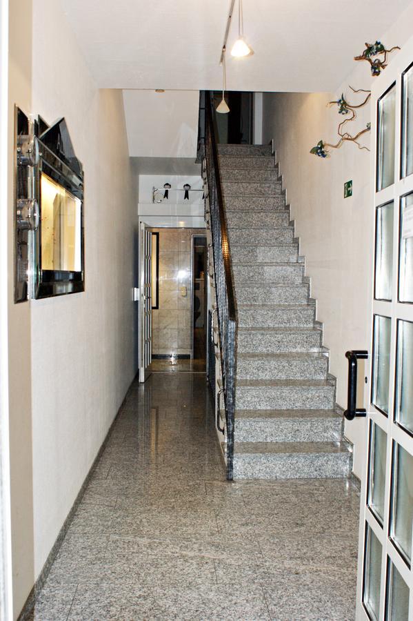 Hotel Moji Koeln Sieversstrasse Kültér fotó
