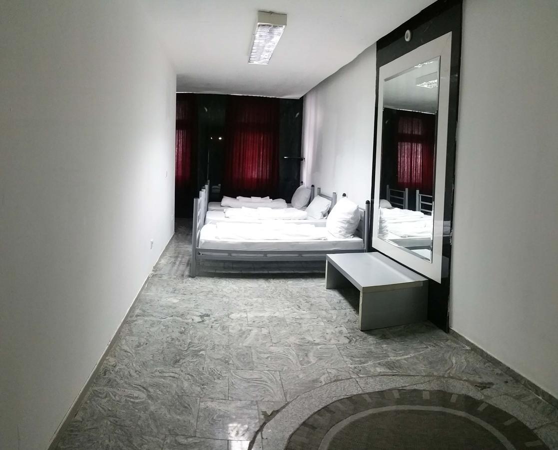Hotel Moji Koeln Sieversstrasse Kültér fotó