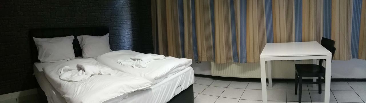 Hotel Moji Koeln Sieversstrasse Kültér fotó